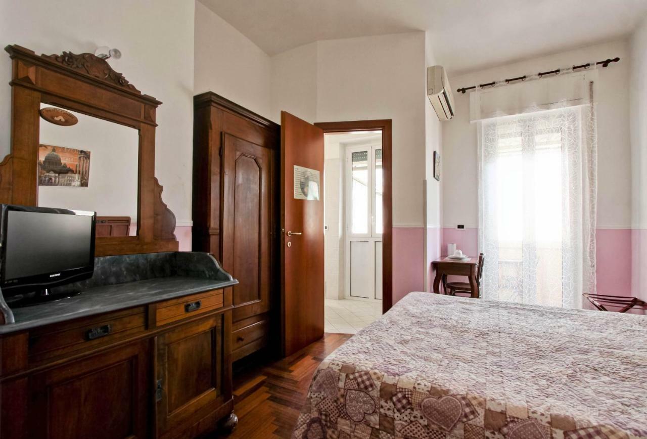 Rent Rooms Filomena E Francesca Rom Exteriör bild